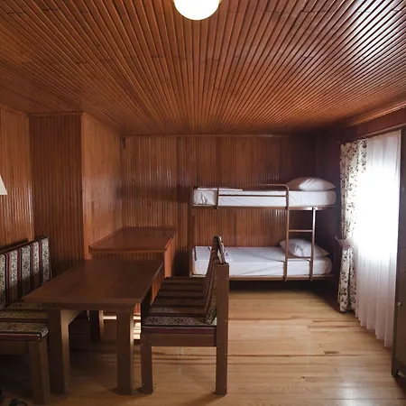 Veni Vidi Dormi Hostel *